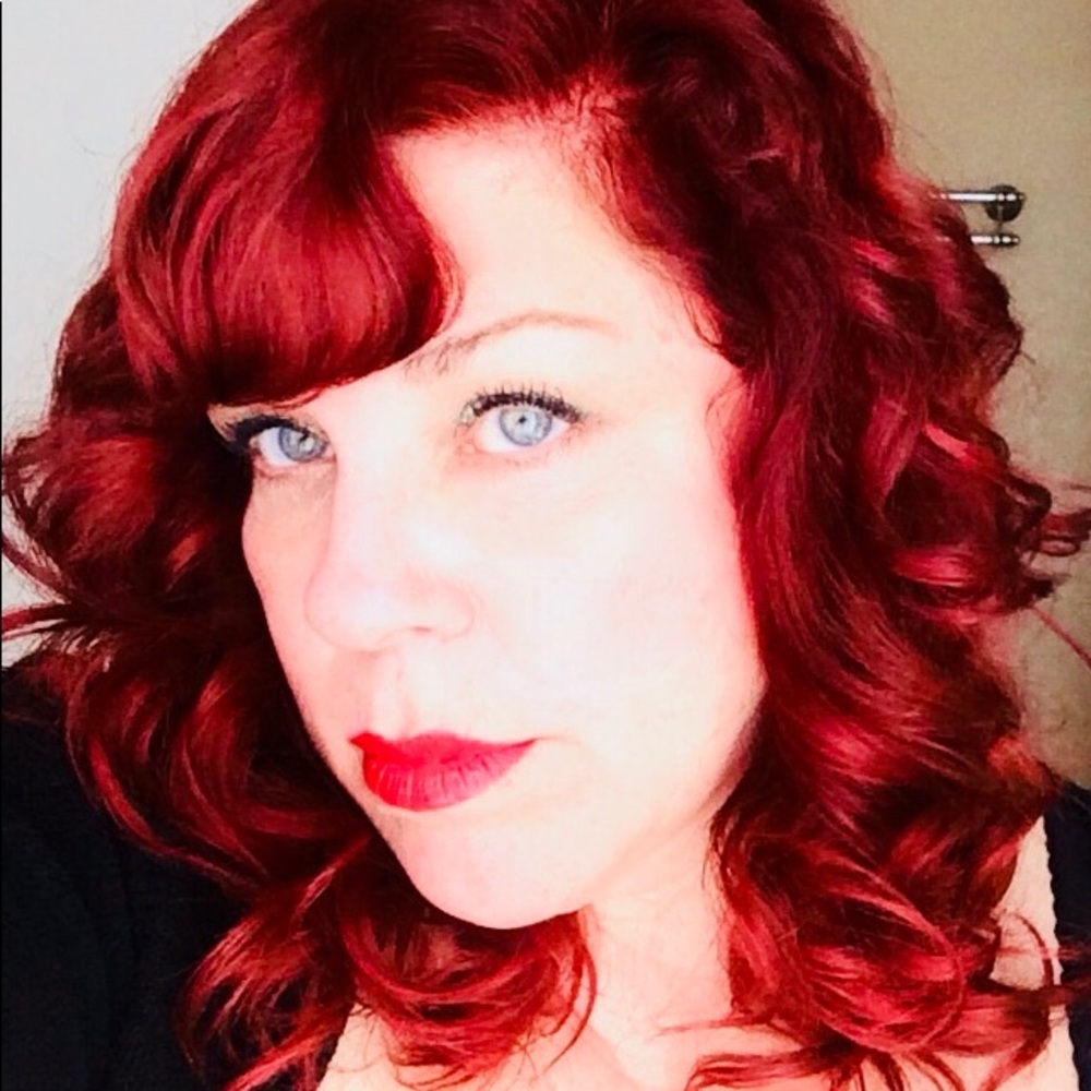 Meet your Posher, Samantha
